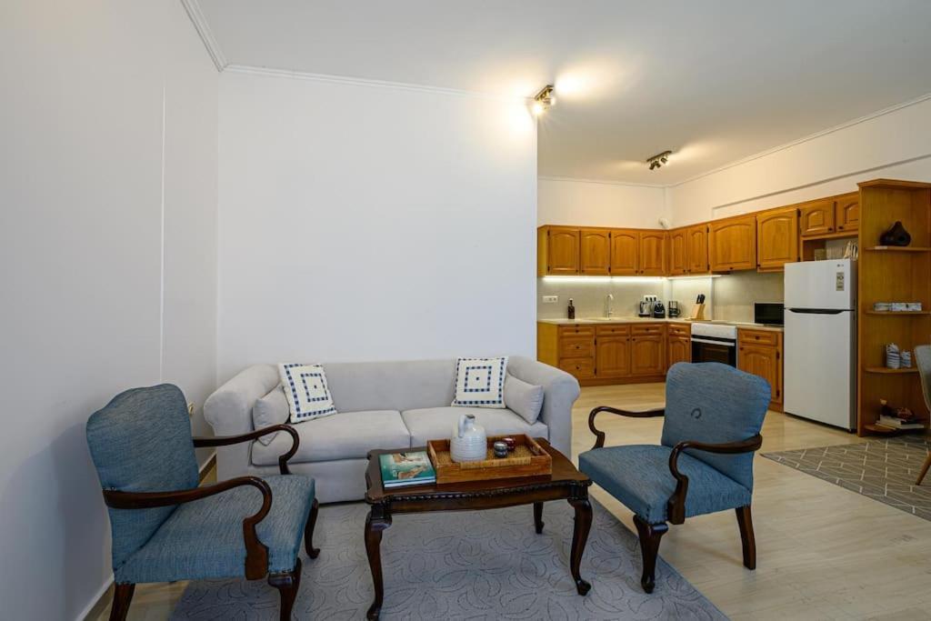 Anna'S Apartment カラマタ エクステリア 写真